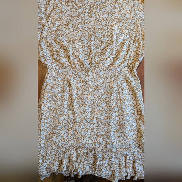 Sage the Label floral open back dress - Picture 7 of 8